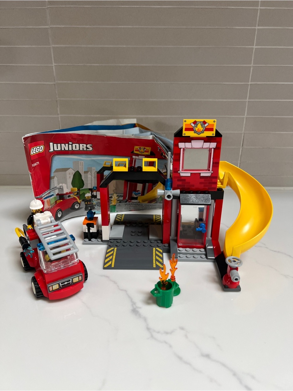 Retired LEGO Juniors City: Fire Emergency (10671) 100% Complete W/Manual